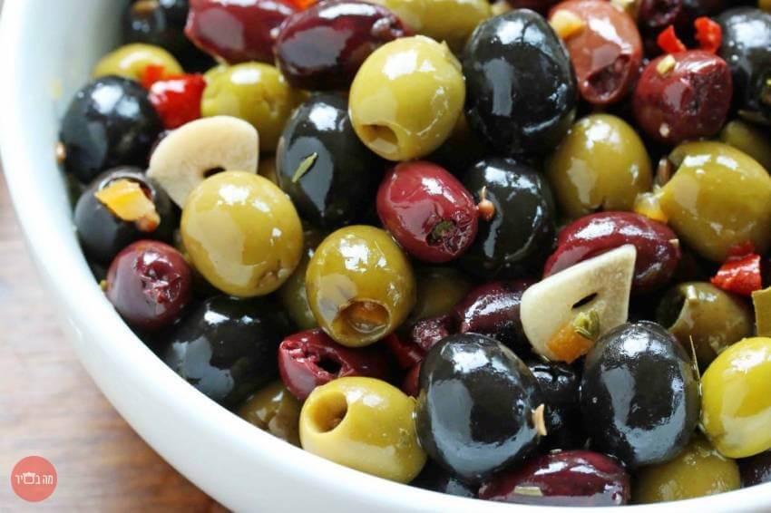 זיתים כבושים